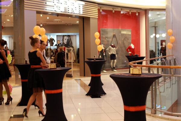 Коктейл организиран от Art Rental в Mall of Sofia  – 25.09.2014г.